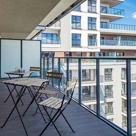 Apartment Walonska With Free Parking Wroclaw By Noclegi Renters Экстерьер фото